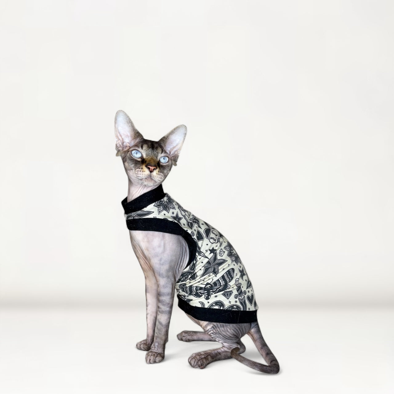 Cattoo Parlor Everyday Shirt with One Arm Hole