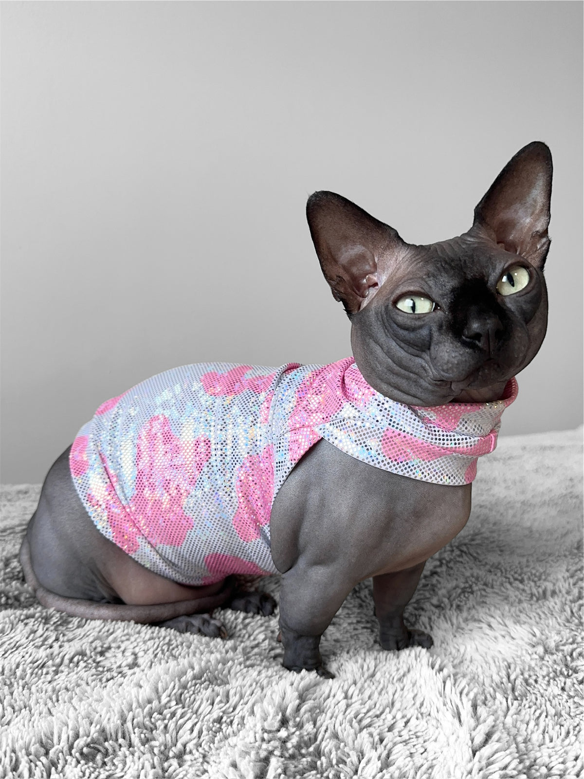So Fetch Fashion Shirt with One Arm Hole