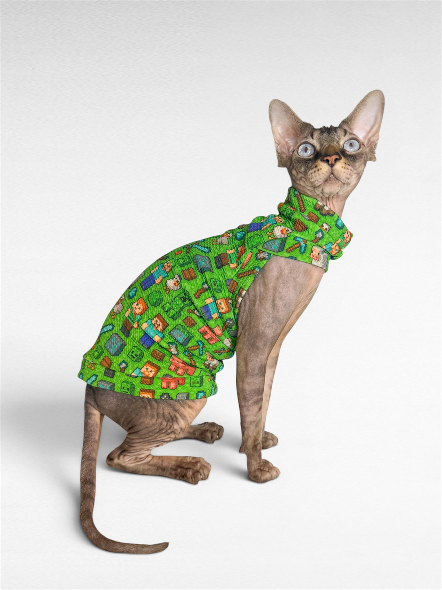 Creepin' Cute Textured Shirt with One Arm Hole